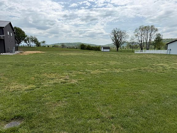 3rd image of 20 Lighthouse Dr