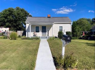 2218 Maple St, Greensboro, NC 27405