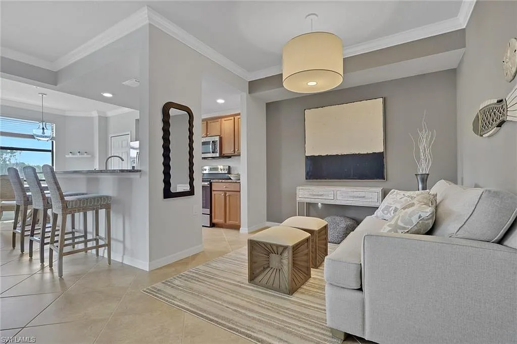 2 bed, 2.0 bath, 1232 sqft, $6,000 — Photo 4