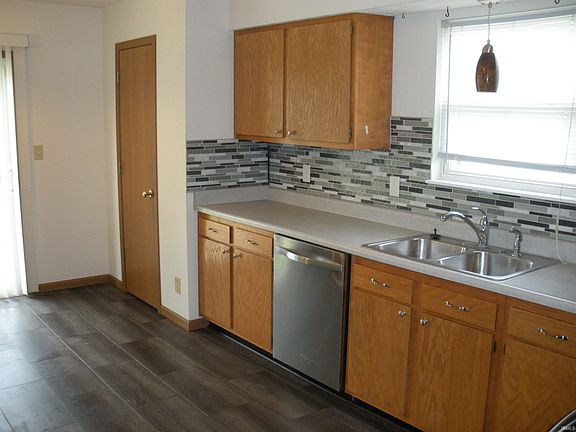 3rd image of 5102 Trotter Dr
