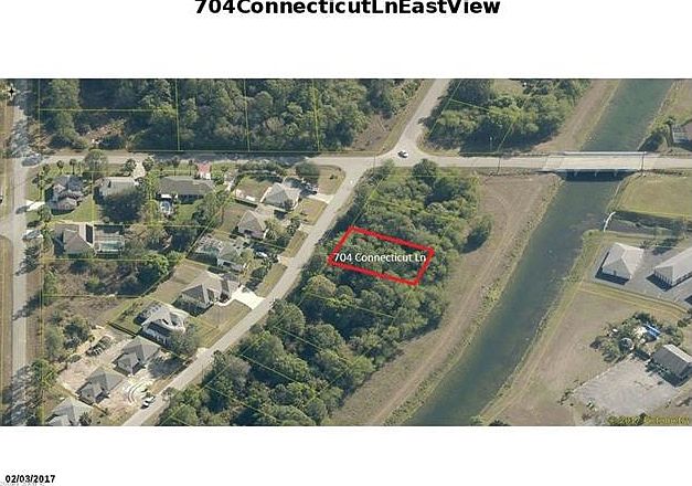 2nd image of 704 Connecticut Ln