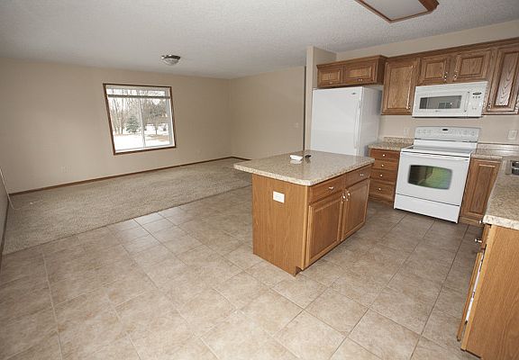 2nd image of 11467-11469 21st Ave