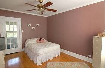 1st image of 1456 W Berteau Ave APT 3E