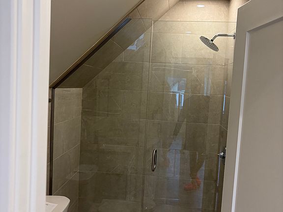 4th image of 447 S Aiken Ave APT 4