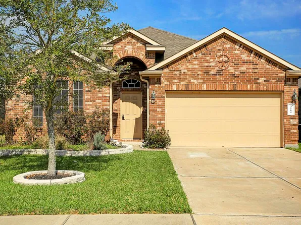3204 Carriage Cove Ct, Dickinson, TX 77539