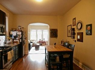 1216 W Barry Ave #A2F, Chicago, IL 60657