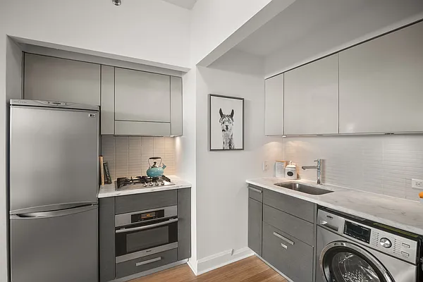 Sold by Compass | media 2