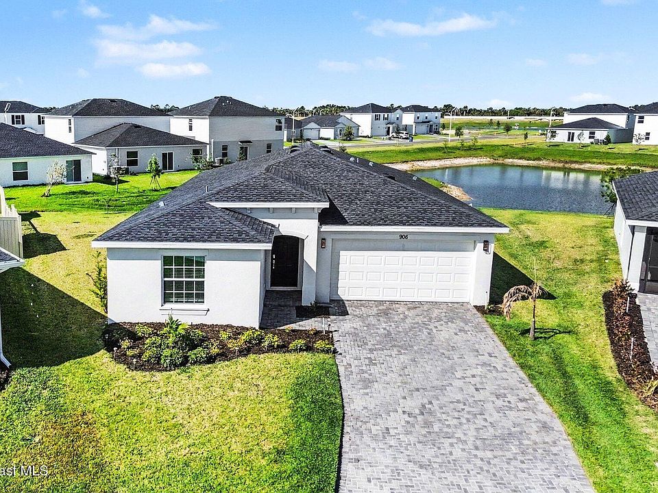 1st image of 906 Dockside Dr SW