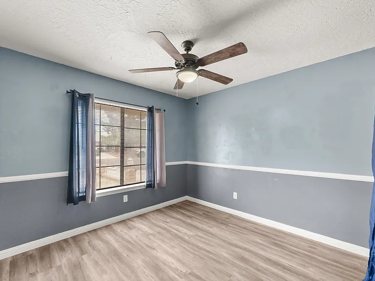 11462 Brackenfern Ct — Photo 13