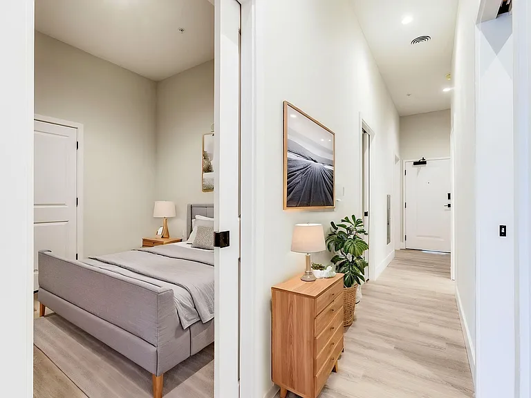 NOW LEASING - GALLERY GARDEN APTS — Photo 13
