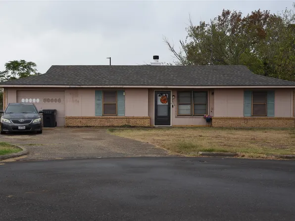 2416 Morris Dr, Corsicana, TX 75110