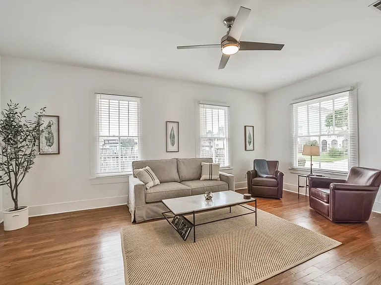 4518 Bernardo De Galvez Ave — Photo 5
