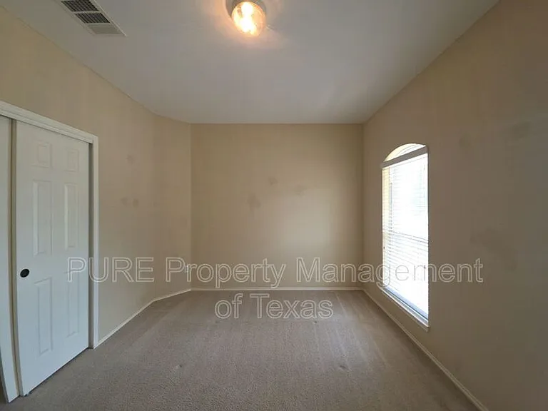 2609 Butler Way — Photo 36