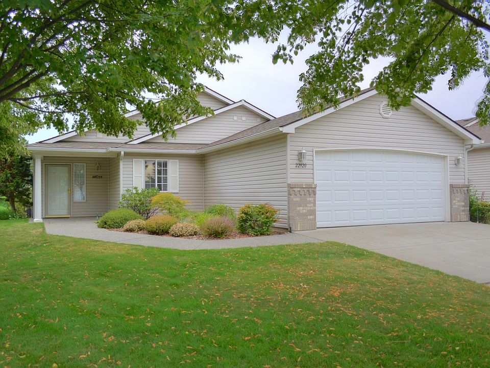 1st image of 22920 Sawgrass Ln