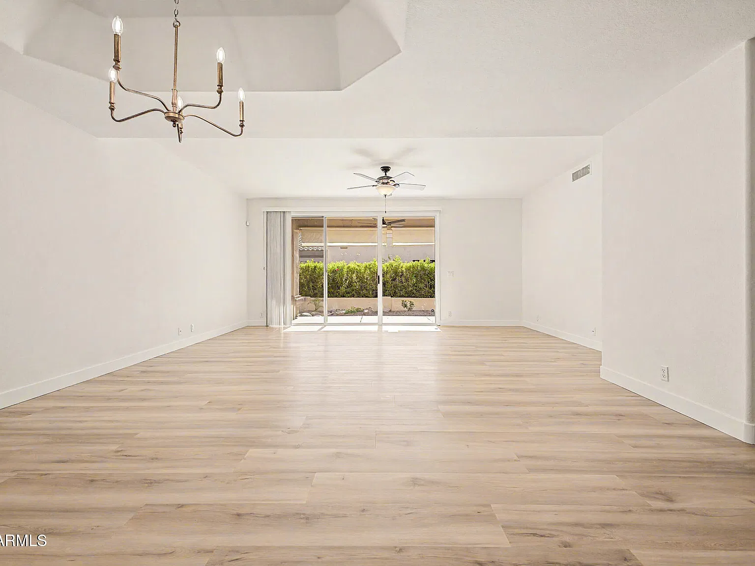 2 bed, 2.0 bath, 1495 sqft, $1,800 — Photo 3