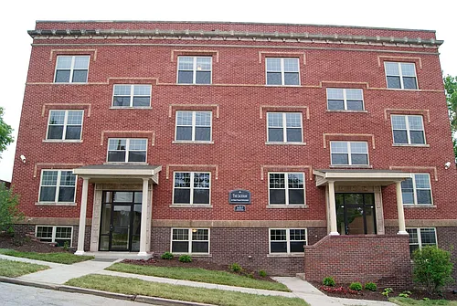 3007 Jackson St Photo 1