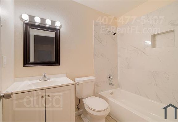 3rd image of 920 4th St