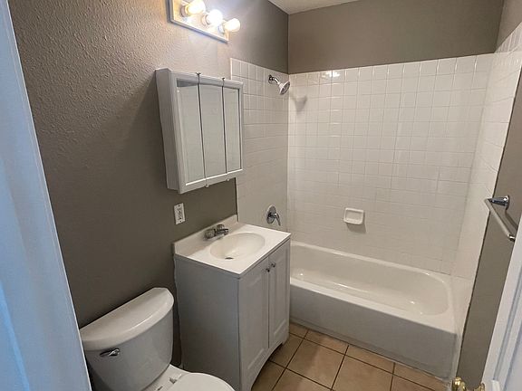 5th image of 1967 Linn Ln APT 2
