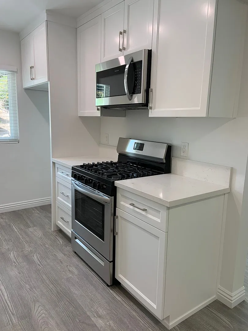 Peppertree Apartments — Photo 3