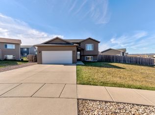 317 Bear Tooth Dr, Box Elder, SD 57719