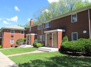 426 Middle Tpke W APT 52, Manchester, CT 06040