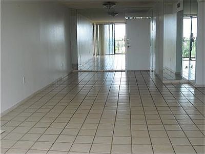2nd image of 2500 NE 135th St APT 411