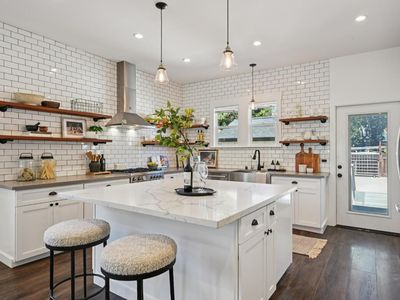 216 Olive Street, Santa Rosa, CA, 95401