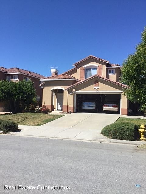 1st image of 1832 Sonnet Ct