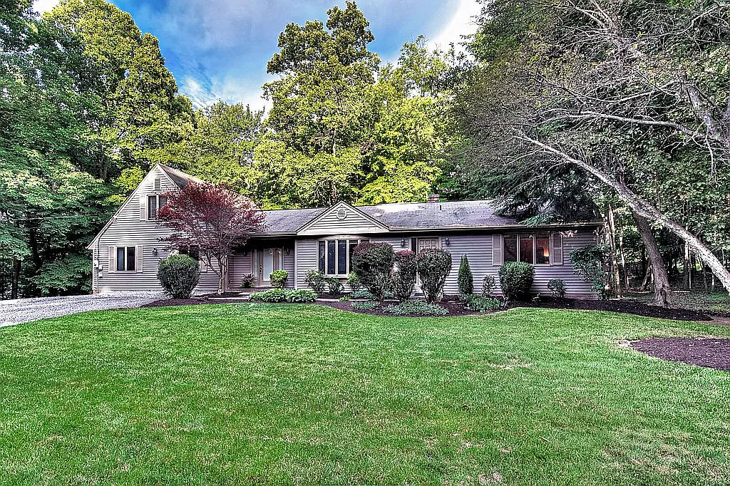 270 Markman Park Rd photo 1