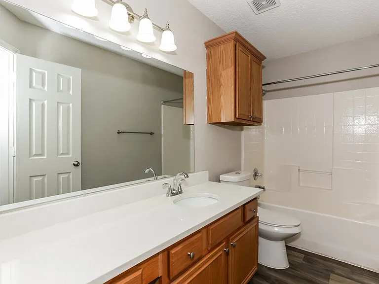 1512 Fern Dr — Photo 15