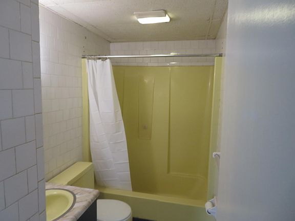 2nd image of 153 Obed Ave #5