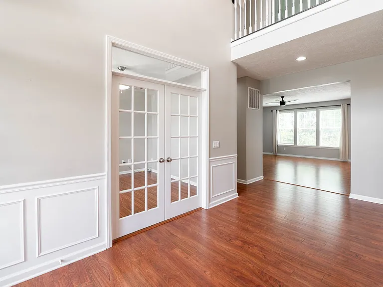 1325 Brentford Ln — Photo 6