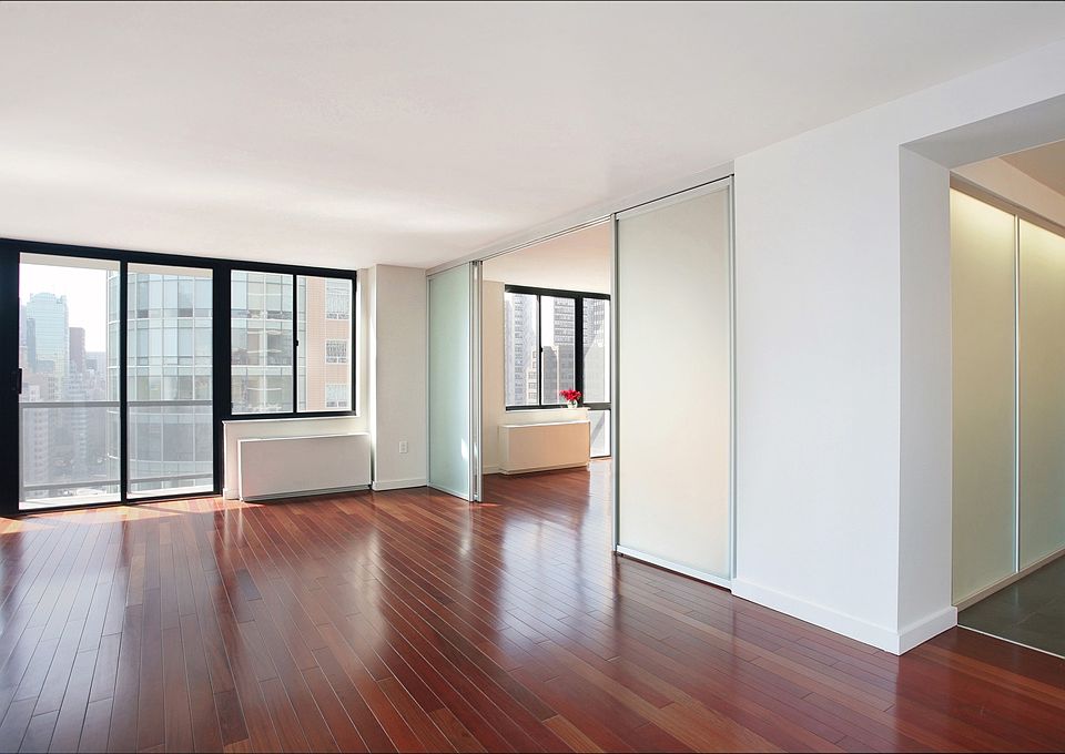 1st image of 255 E 49th St APT 25E