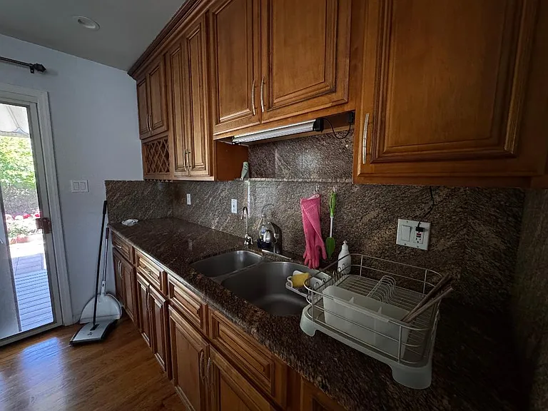 3916 Monterey Blvd — Photo 8