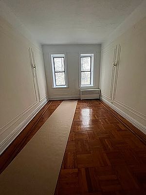 4th image of 4857 Broadway #3N