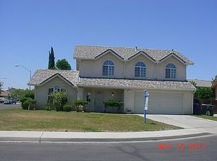 561 Briarwood Ct, Los Banos, CA 93635