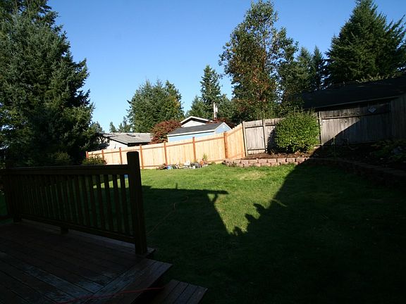 4th image of 4912 Beverly Dr NE