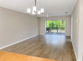 871 NW Sunset Dr APT 4, Stuart, FL 34994