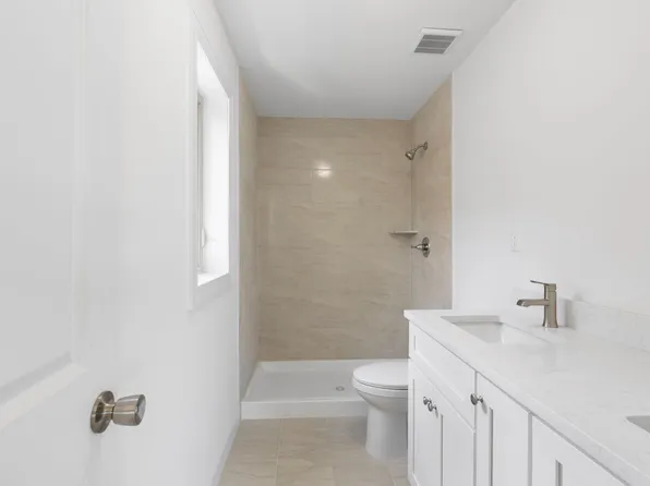 1372 Forest Hill Road image 20 of 28