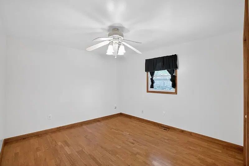 1st image of 21935 Pegg Rd