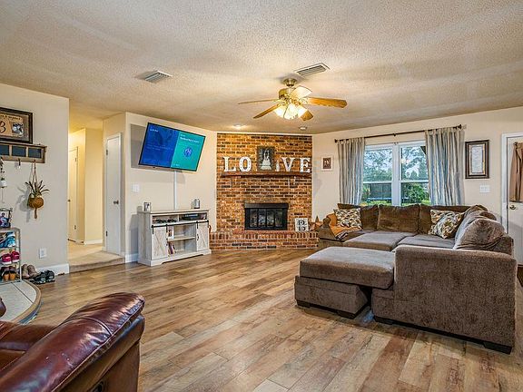 4th image of 6526 Arlingwood Dr