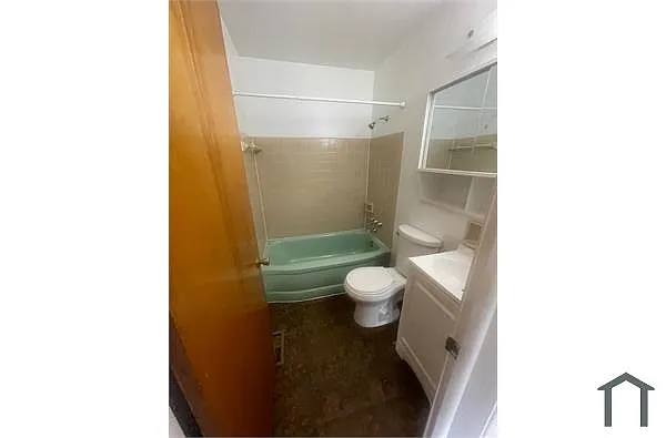 Building Photo - 117 Cromwell Pl