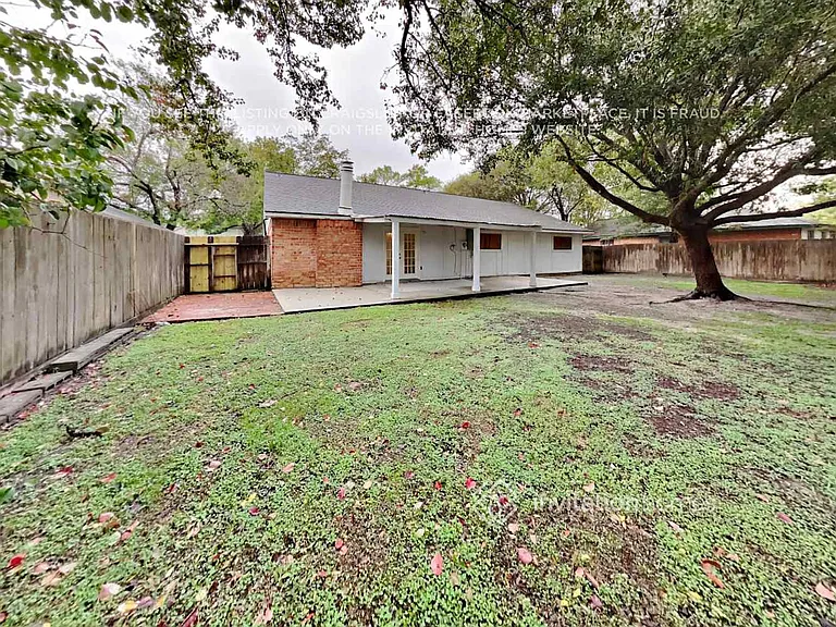 10527 Mills Walk Dr — Photo 17