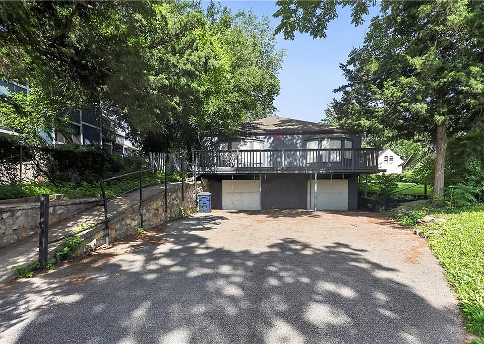 1st image of 8155 Holmes Rd