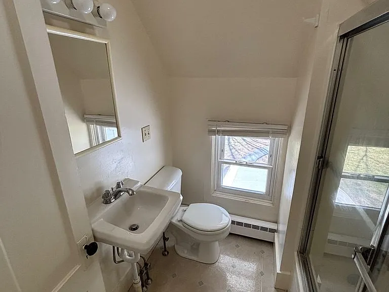 113 Lyme Rd — Photo 29