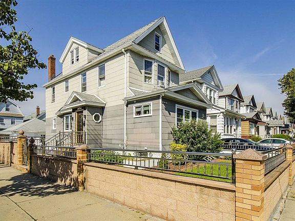 2nd image of 10488 113th St