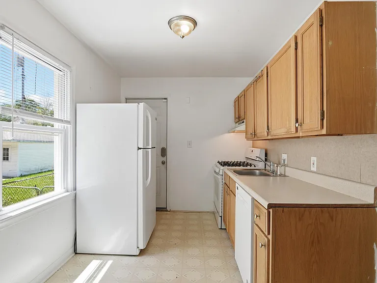 3432 Woodside St — Photo 11