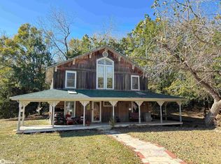 1708 Old Farm Rd, Fairfield, IA 52556