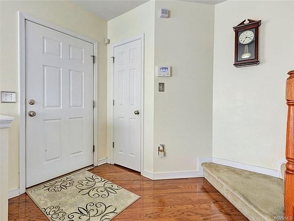 3rd image of 5529 Belle Pond Dr