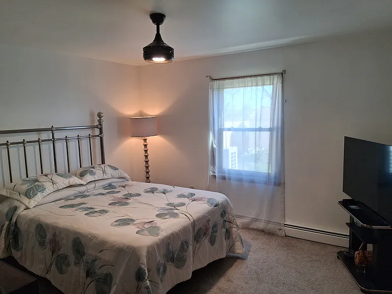 2176 Halsey St #1 — Photo 30